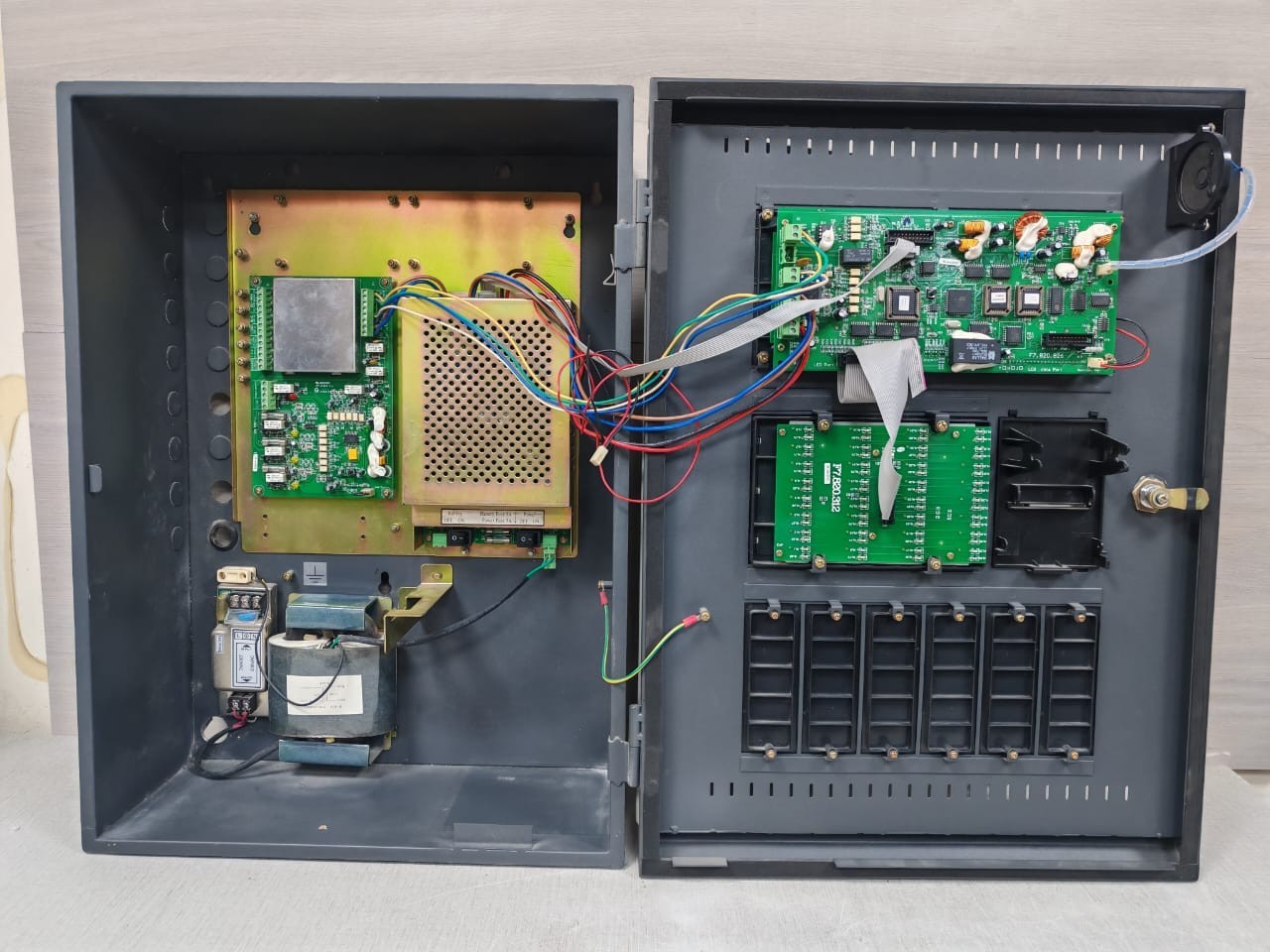 Unbranded GST200N-1 GST200-2 Intelligent Control Panel 220V/230V AC; 50/60Hz 0.5A 4