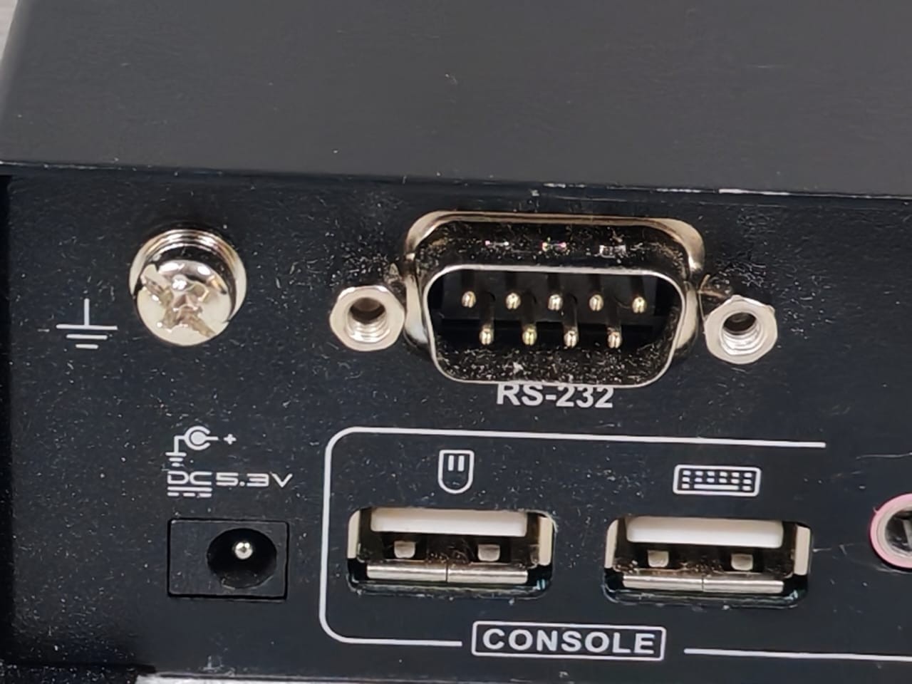 ATEN CE774R & CE774L ATEN CE774 USB Dual View KVM Extender (CE774R & CE774L) 5
