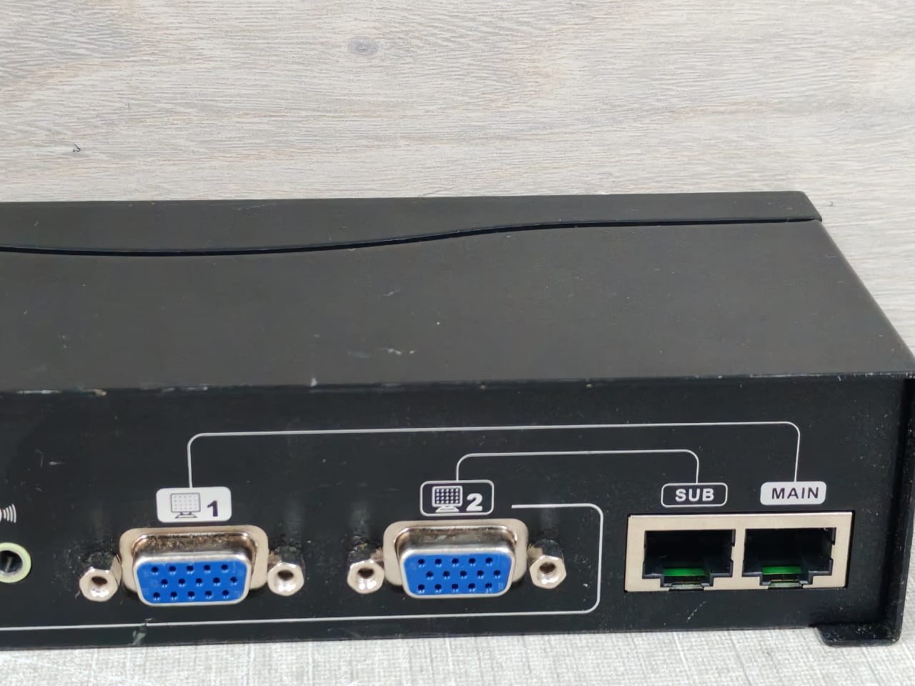 ATEN CE774R & CE774L ATEN CE774 USB Dual View KVM Extender (CE774R & CE774L) 6