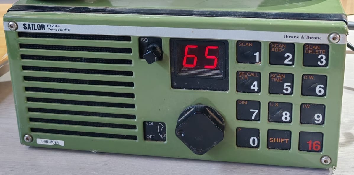 SAILOR RT2048 SAILOR RT2048 COMPACT VHF MARINE RADIO WITHOUT TELEPHONE HANDSET 2