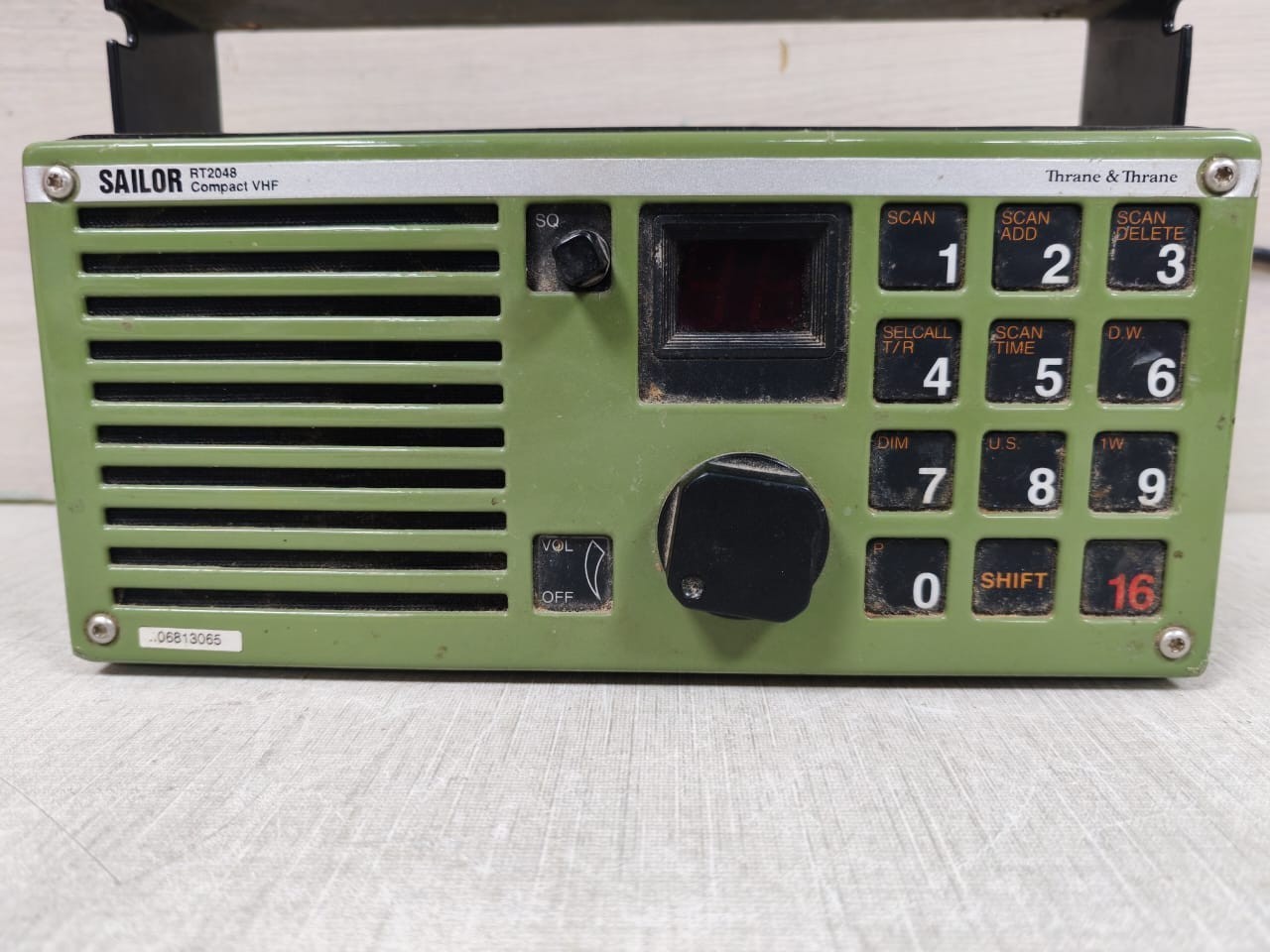 SAILOR RT2048 SAILOR RT2048 COMPACT VHF MARINE RADIO WITHOUT TELEPHONE HANDSET 4