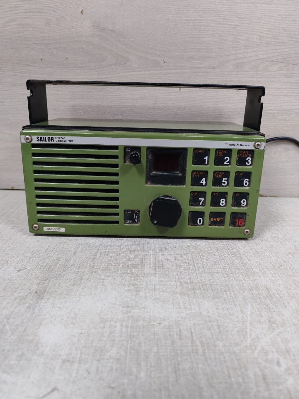 SAILOR RT2048 SAILOR RT2048 COMPACT VHF MARINE RADIO WITHOUT TELEPHONE HANDSET 5