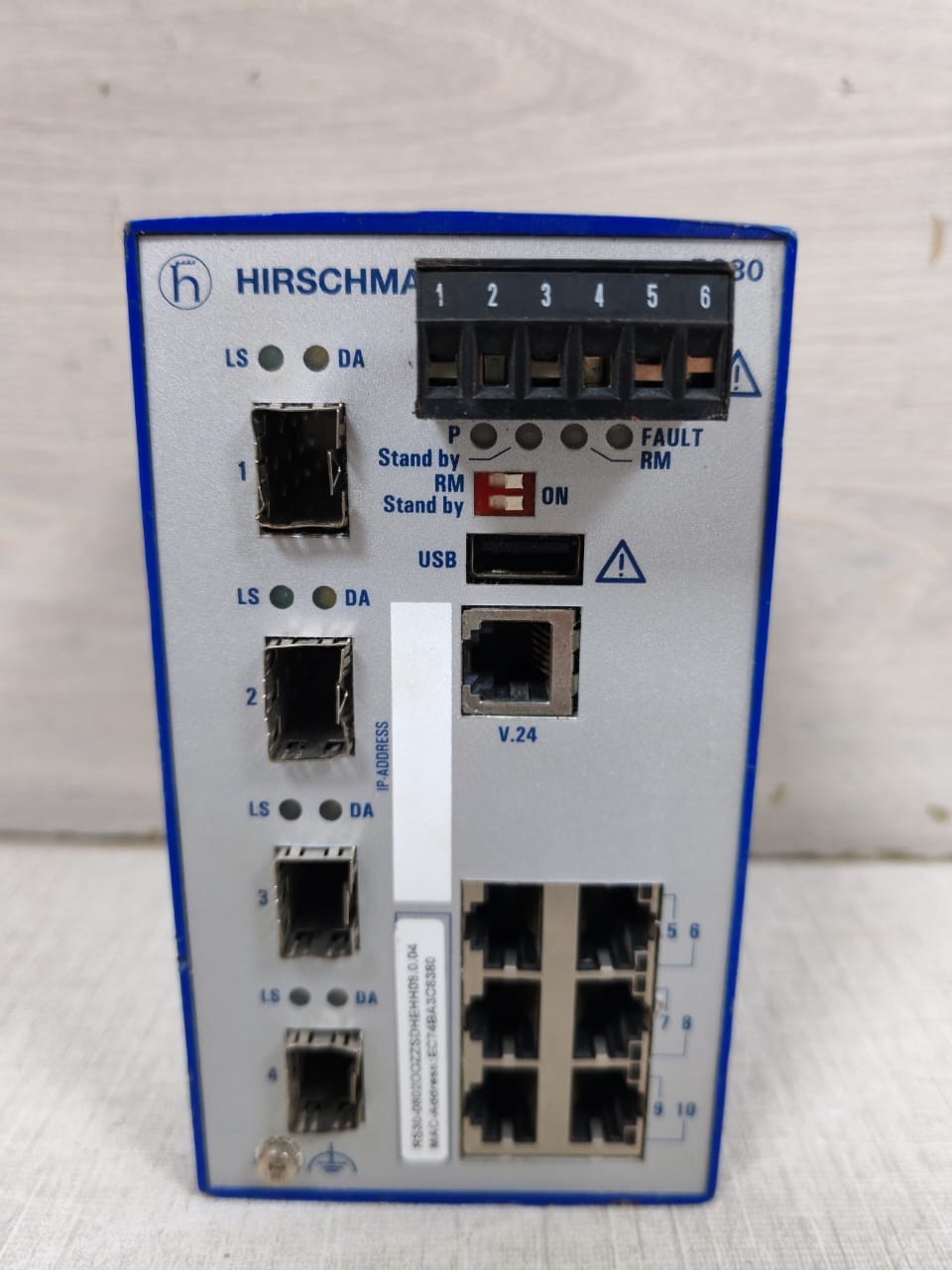 HIRSCHMANN RS30-0802OOZZSDHEHH09.0.04 HIRSCHMANN RS30-0802OOZZSDHEHH09.0.04 RAIL SWITCH - TRIED & TESTED 6
