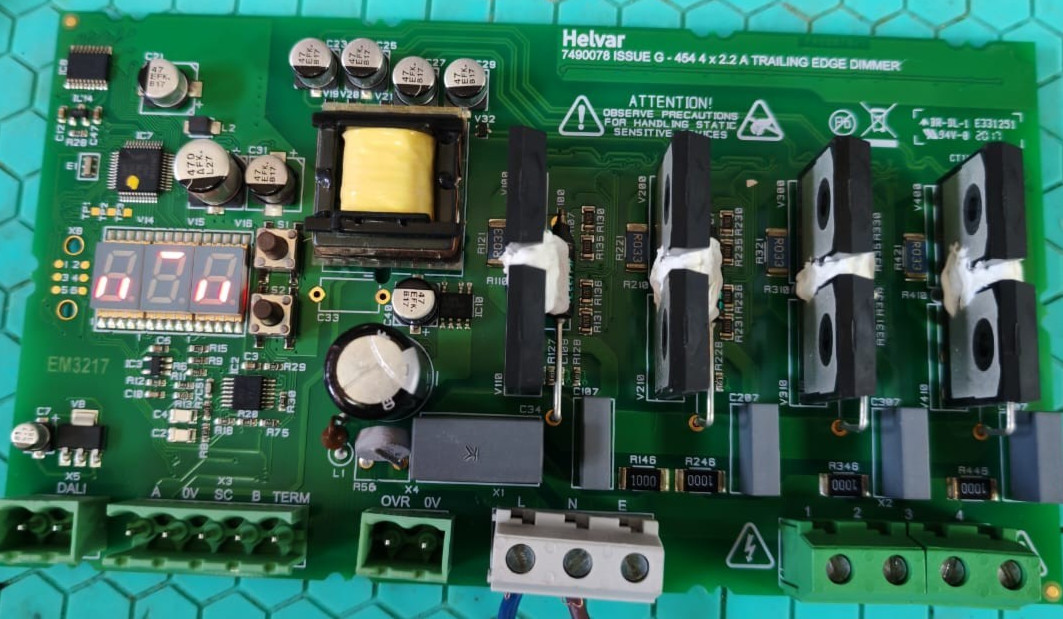 HELVAR 7490078 HELVAR 7490078 ISSUE G-454 4x2.2A TRAILING EDGE DIMMER BOARD FOR HELVAR 454 3