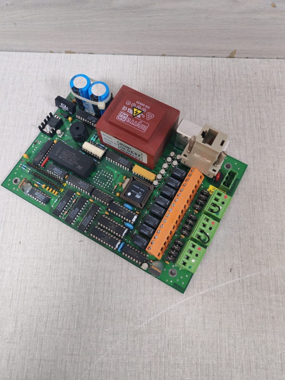 TRULY TR-805 94V-0 0702 TRULY TR-805 94V-0 0702 MOTHERBOARD FOR TTK FG-SYS DIGITAL LEAK DETECTION UNIT 8