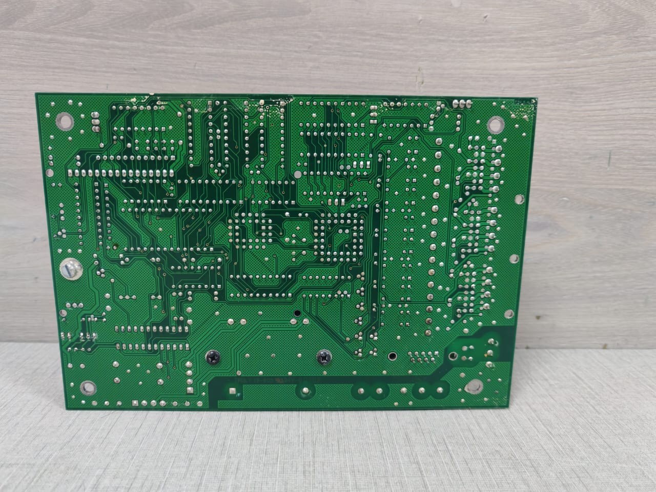 TRULY TR-805 94V-0 0702 TRULY TR-805 94V-0 0702 MOTHERBOARD FOR TTK FG-SYS DIGITAL LEAK DETECTION UNIT 10