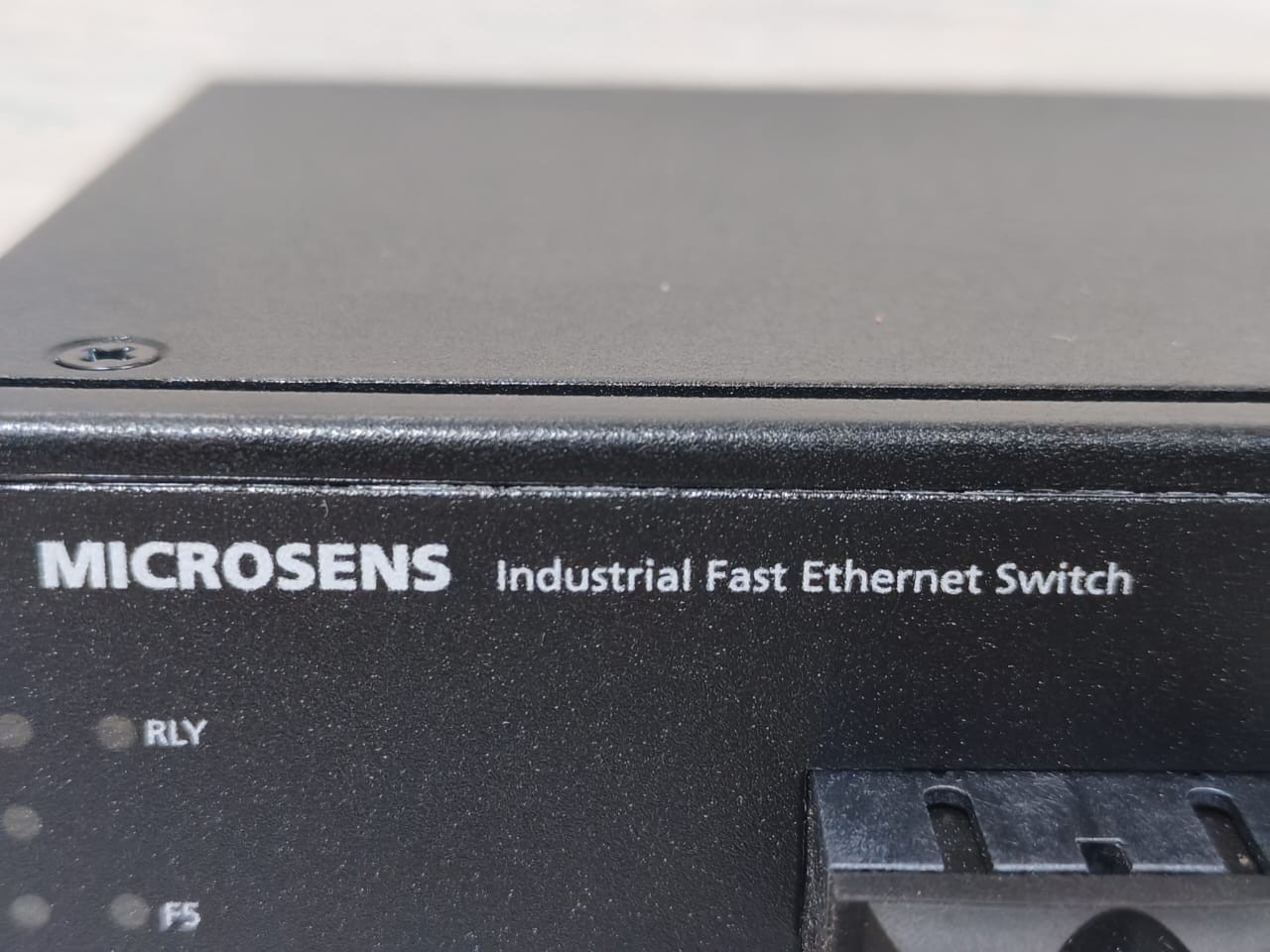 MICROSENS MS657104X MICROSENS MS657104X INDUSTRIAL FAST ETHERNET SWITCH 4X10/100T 1X100FX 5