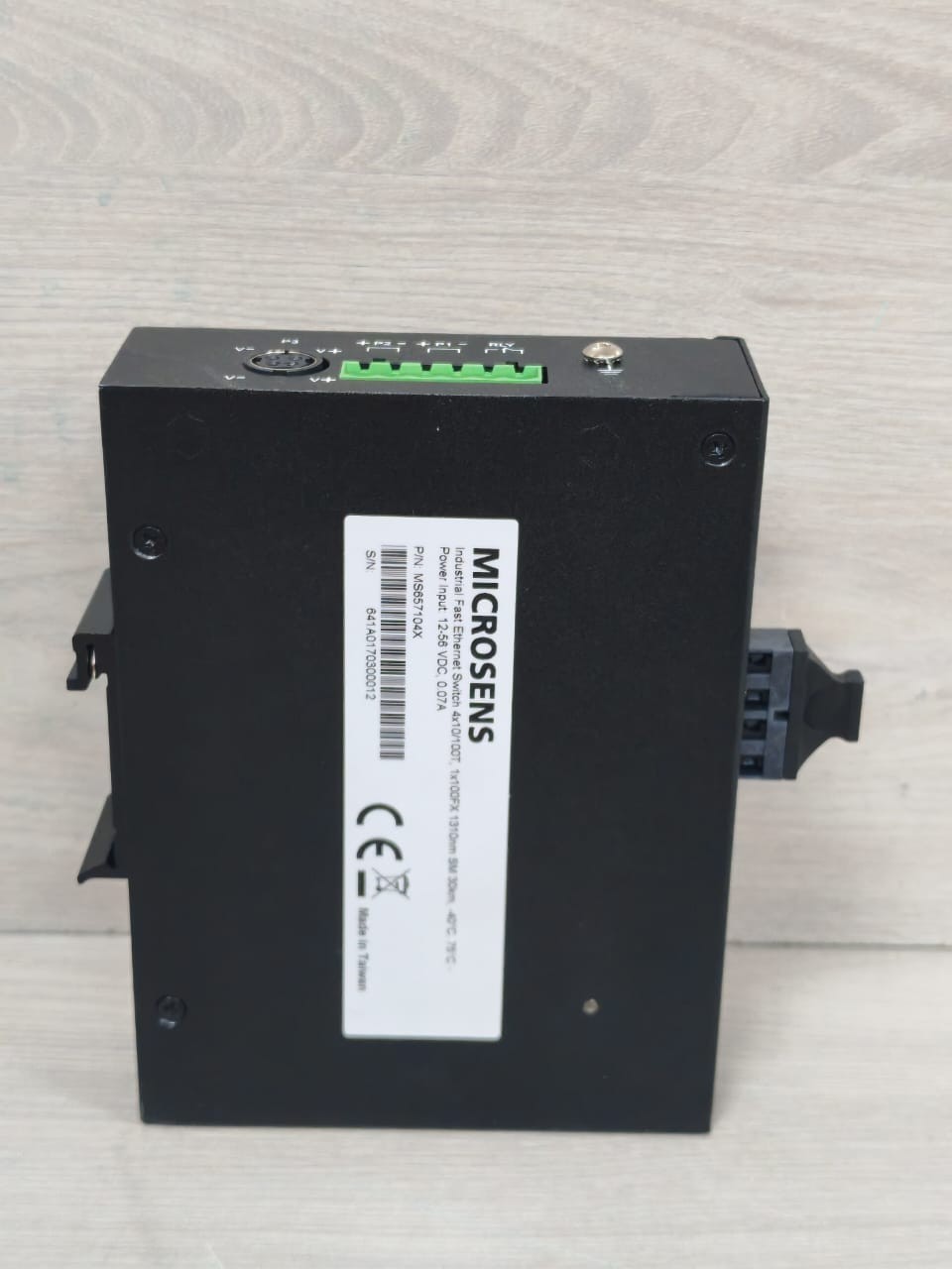 MICROSENS MS657104X MICROSENS MS657104X INDUSTRIAL FAST ETHERNET SWITCH 4X10/100T 1X100FX 9