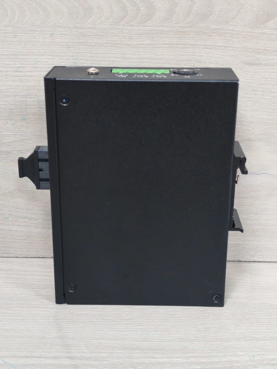 MICROSENS MS657104X MICROSENS MS657104X INDUSTRIAL FAST ETHERNET SWITCH 4X10/100T 1X100FX 10