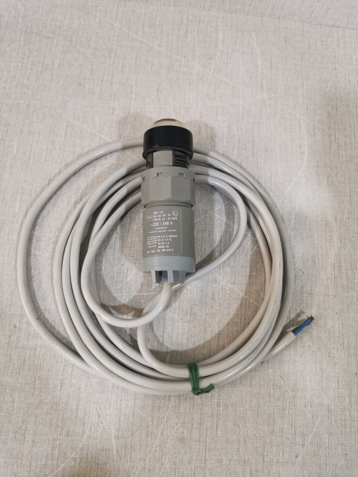 R. STAHL STAHL-8013 Stahl 8013/22 Ex-81/2028 Built-in Light Detector Green 3