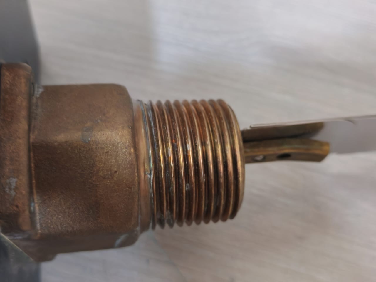 Siemens QVE81.13 Siemens QVE81.13 Flow switch for use in hydraulic systems 9