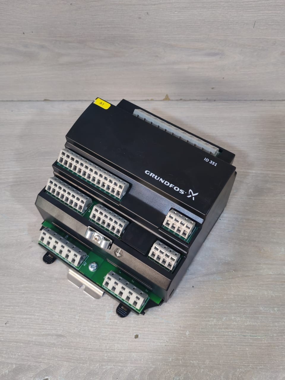 Grundfos IO-351 GRUNDFOS IO 351B/ IO 351 96161730-V01 EXTENSION ITERFACE MODULE 100-240V 4