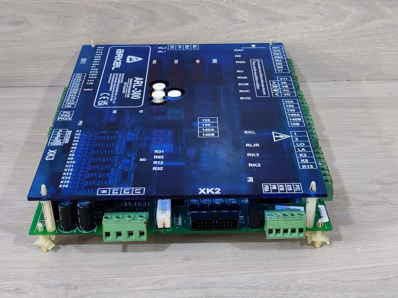 Arkel ARL-300 Arkel ARL-300 Lift Controller Card 9