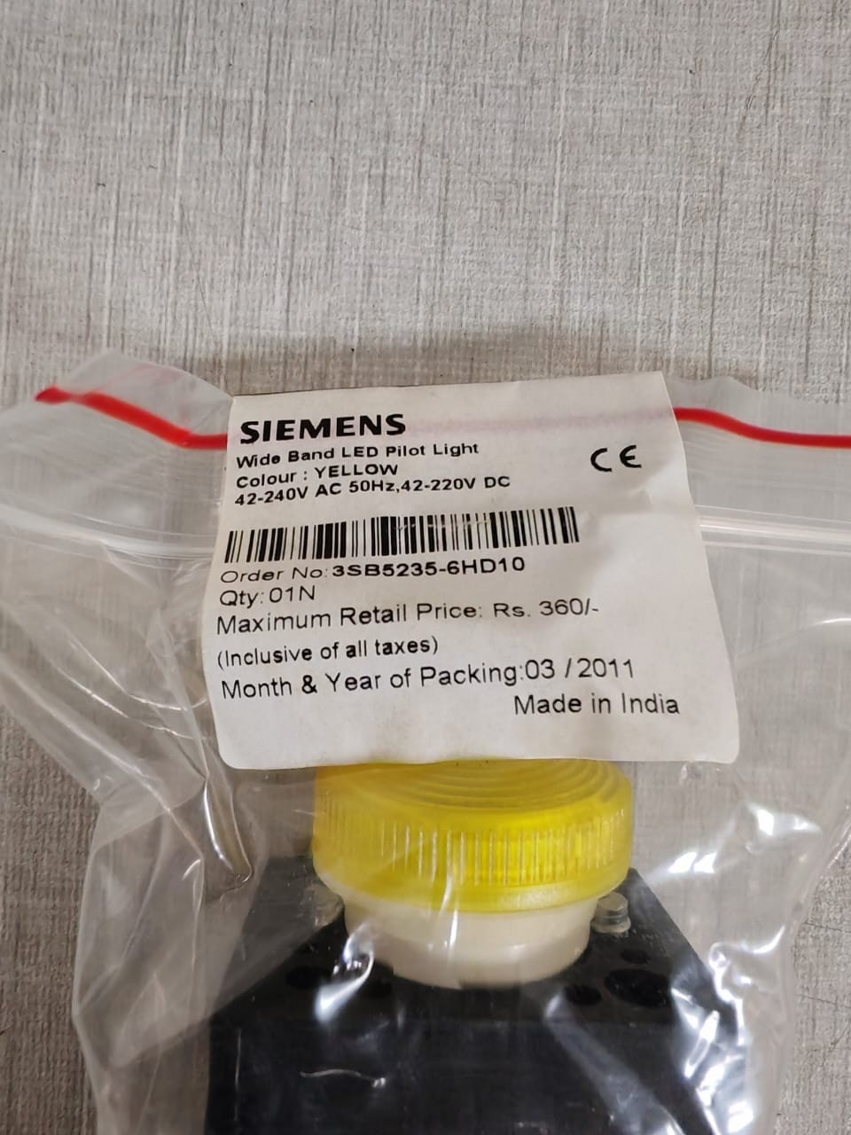 Siemens SIEMENS-3SB5235-6HD10 SIEMENS 3SB5235-6HD10 YELLOW WIDE BAND LED PILOT LIGHT (1 BOX 10PCS.) 9