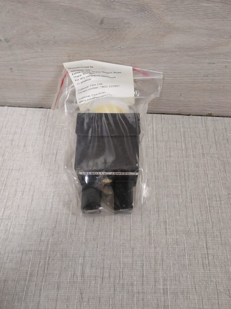 Siemens SIEMENS-3SB5235-6HG10 SIEMENS 3SB5235-6HG10 WHITE WIDE BAND LED PILOT LIGHT (1 BOX 10PCS.) 6