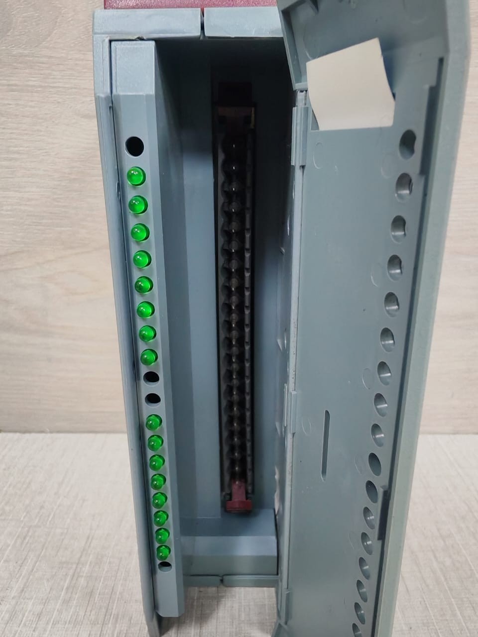 Digital 3DI476.6L DI 476 3DI476.6L REV.C0 DIGITAL INPUT MODULE 2