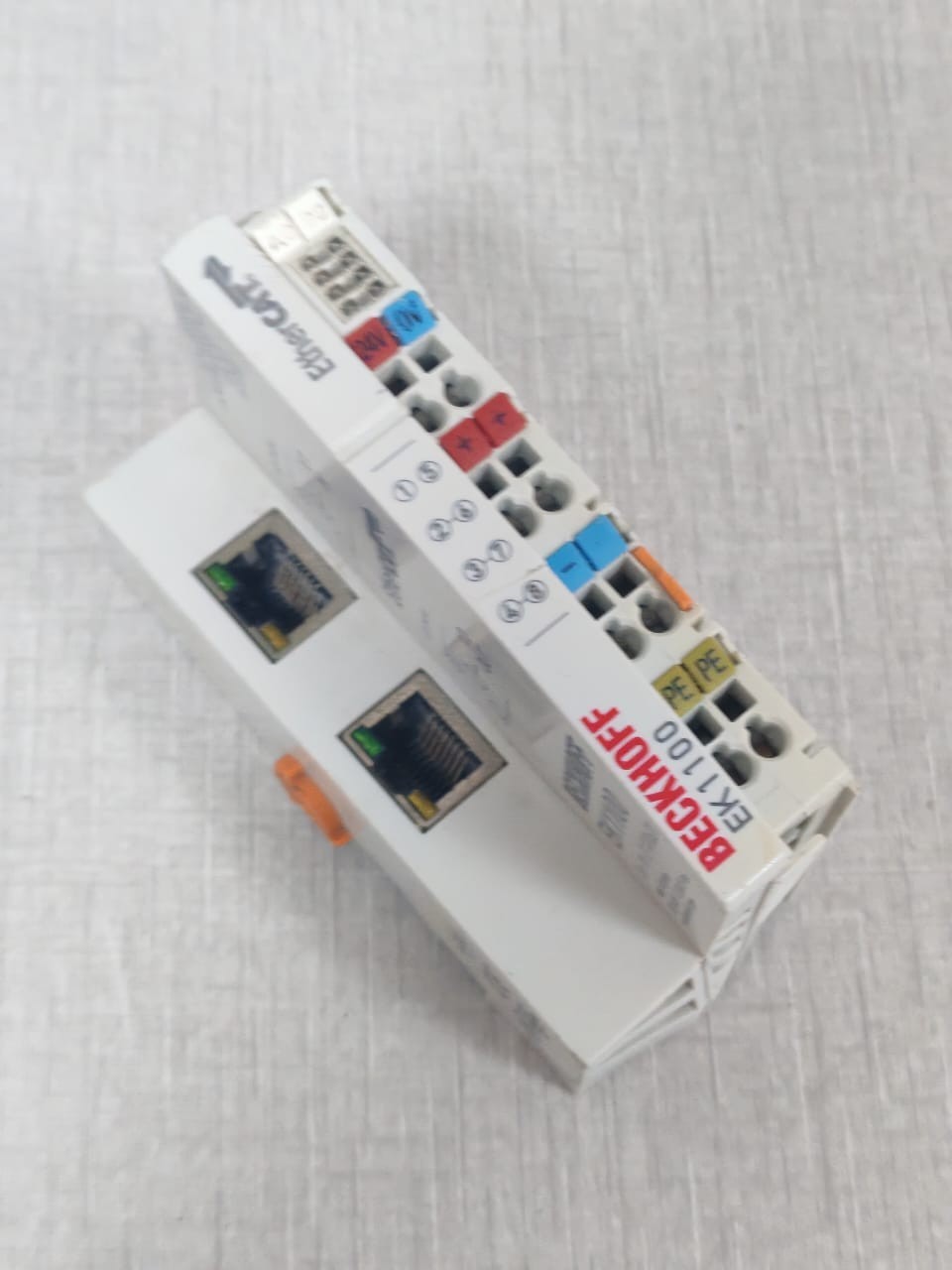 Beckhoff EK1100 BECKHOFF EK1100 ETHERCAT COUPLER INTERFACE MODULE 24V- W/ DAMAGED PART 4