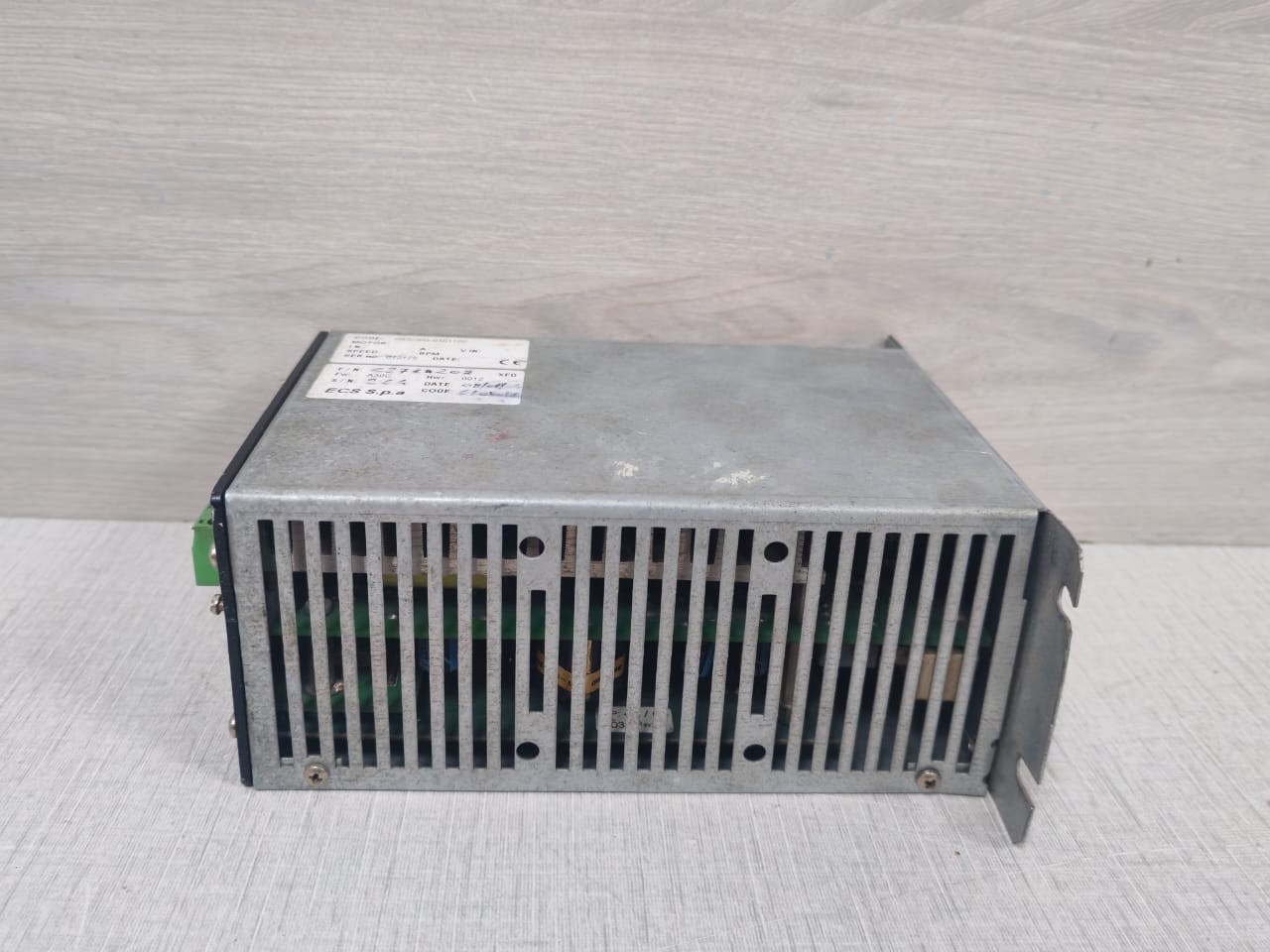ECS GED300-0301100 ECS GED300-0301100 Frequency Inverter FW.A30C HW.0012 6