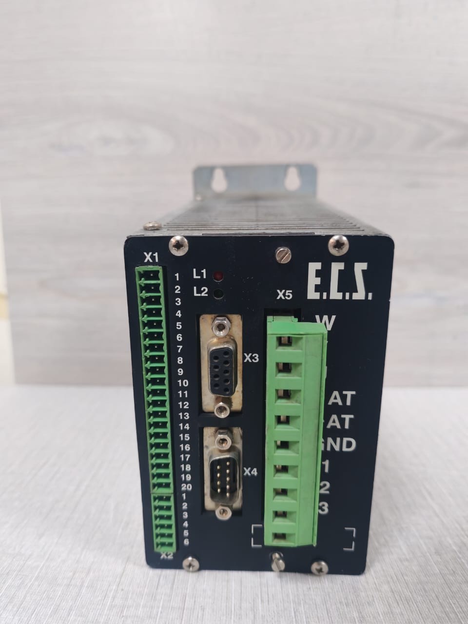 ECS GED300-0301100 Frequency Inverter FW.A30C HW.0012