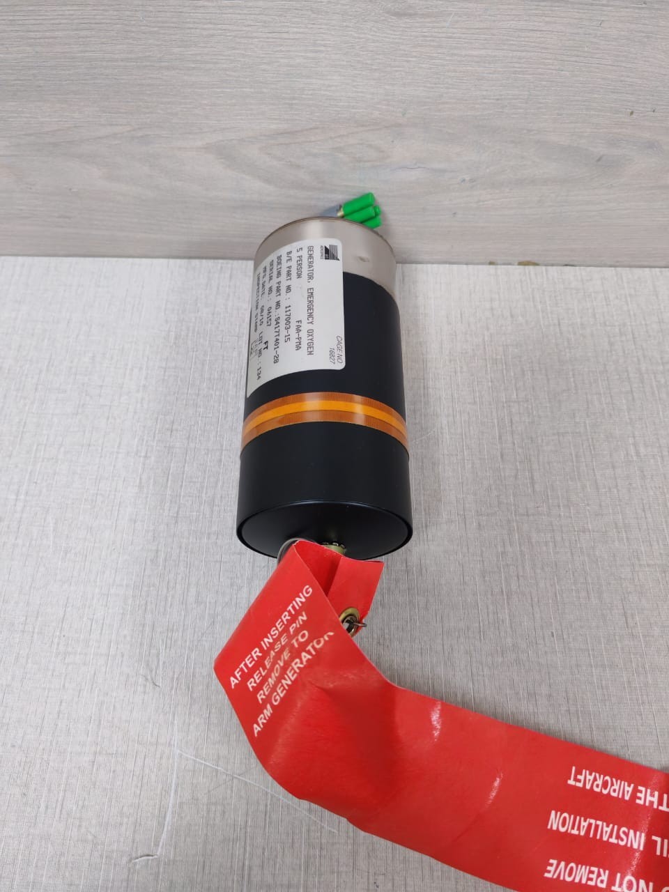 B/E AEROSPACE 117003-15 B/E AEROSPACE 117003-15 EMERGENCY GENERATOR CAGE NO.16827 FAA-PMA 5