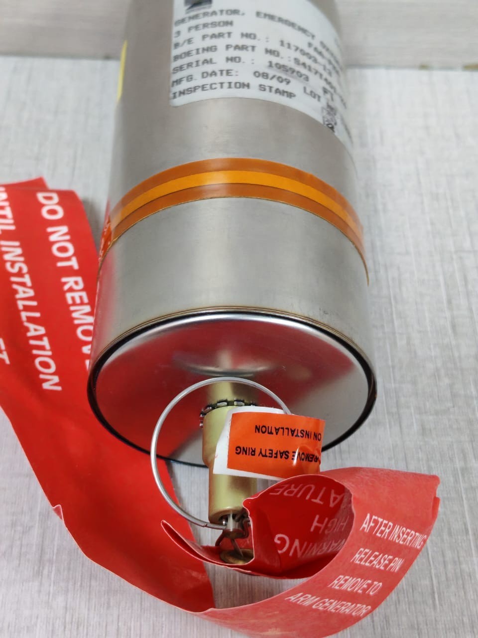 B/E AEROSPACE 117003-13 B/E AEROSPACE 117003-13 EMERGENCY GENERATOR CAGE NO.16827 FAA-PMA 7