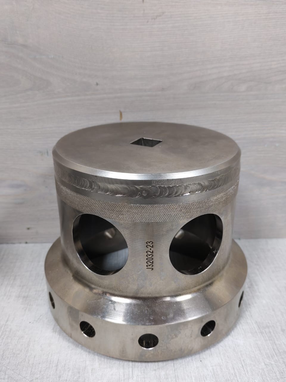 Boeing J32032-22 J32032-22 Wrench Equipment -Wheel Retention Nut.MLG 6