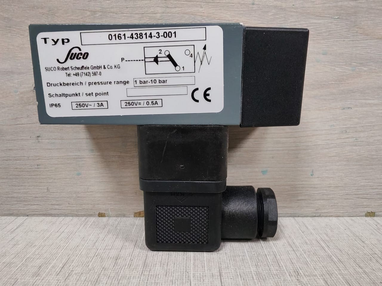 SUCO 0161-43814-3-001 SUCO 0161-43814-3-001 PRESSURE SWITCH 4