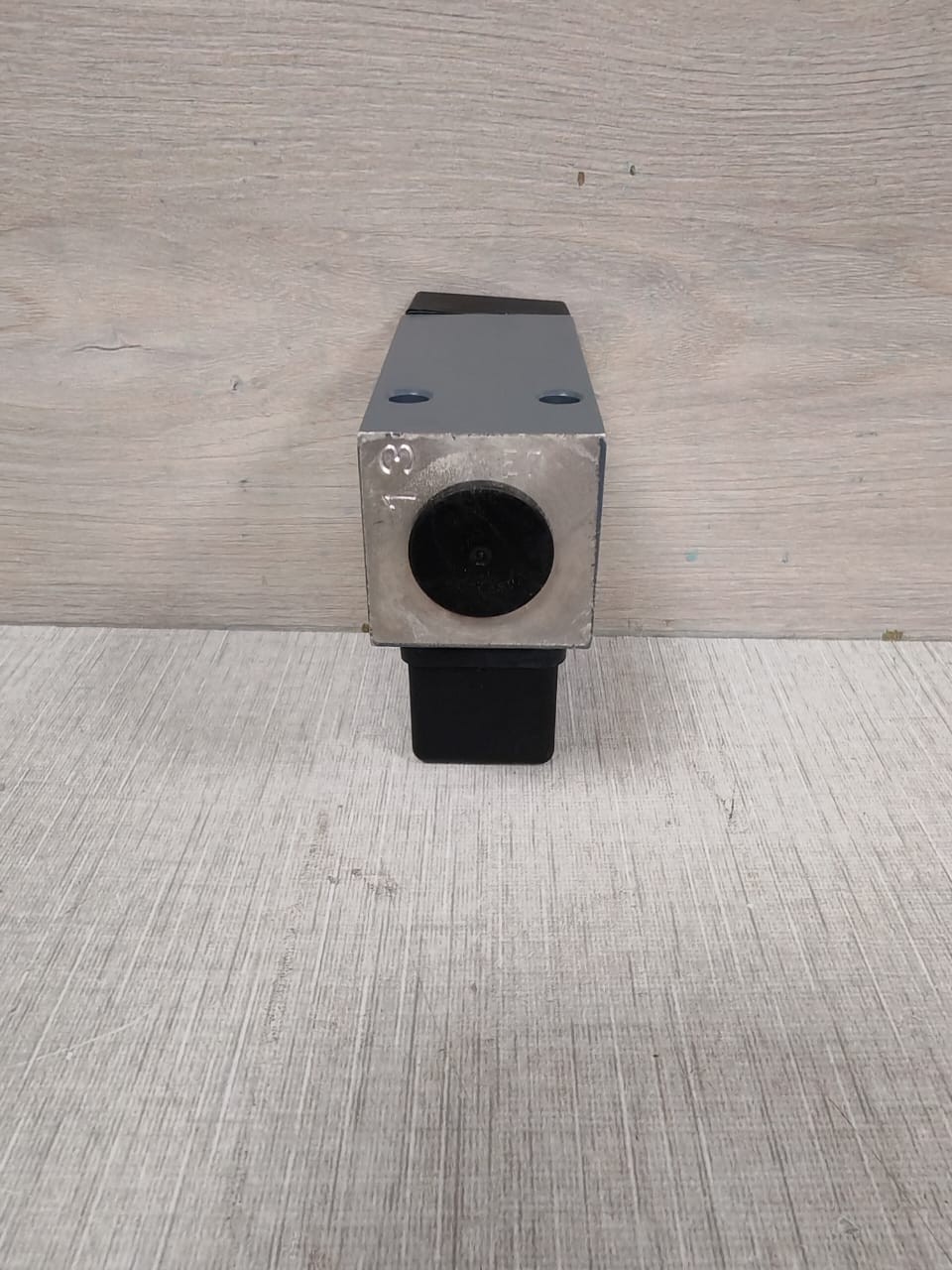 SUCO 0161-43814-3-001 SUCO 0161-43814-3-001 PRESSURE SWITCH 6
