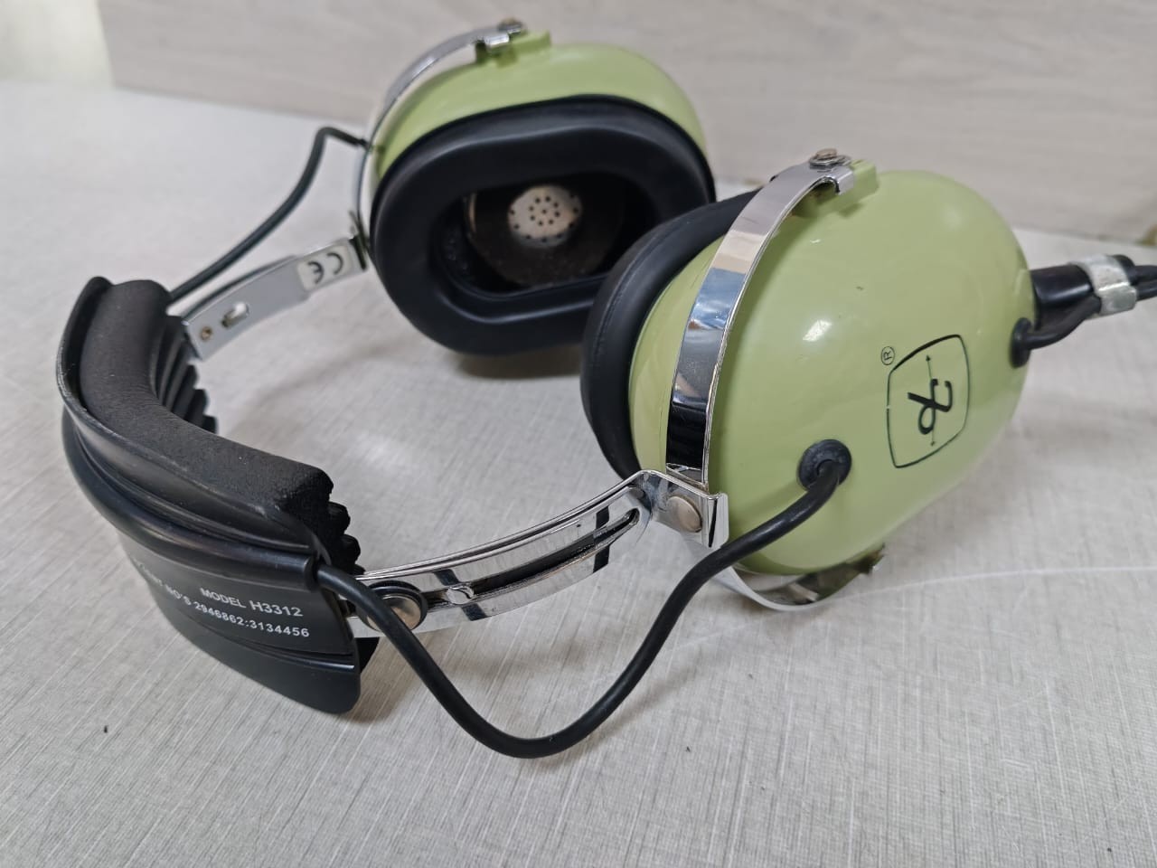 David Clark H3312 David Clark H3312 Ground Support Headset 7