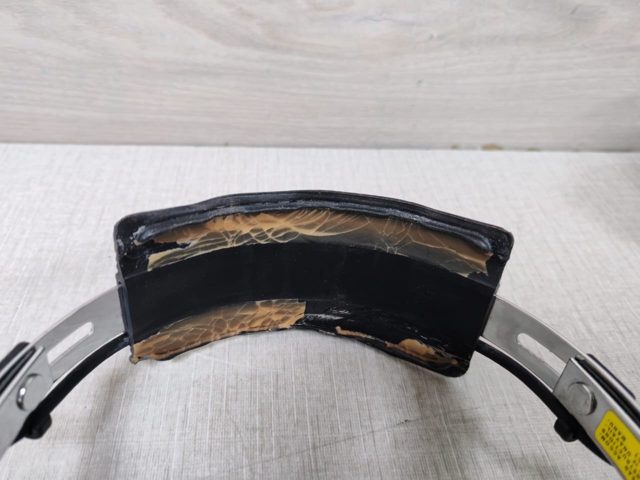David Clark 41031G-01 David Clark H9910 Headset-Mic Shield 41031G-01-missing headpad 4