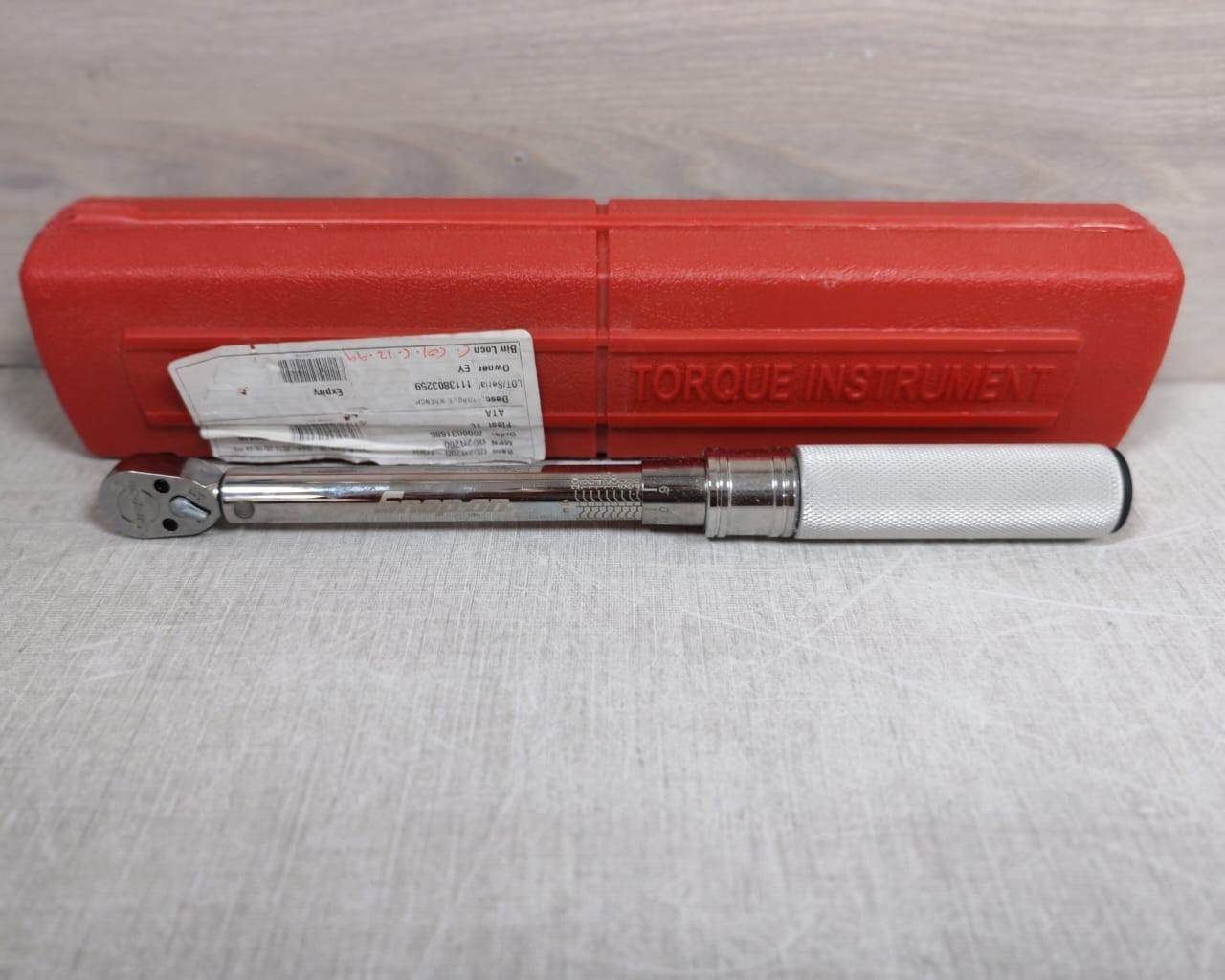 TORQUE INSTRUMENT 5662012 SNAP-ON TORQUE INSTRUMENT QD2R200 PN: 5662012 WRENCH 2