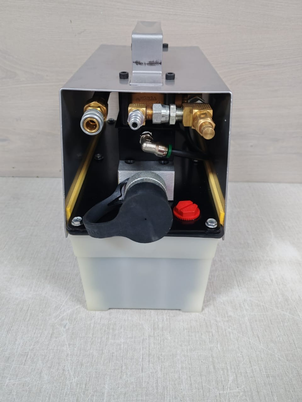 FT-20 FATIGUE TECHNOLOGIES INC. FT-20/ FT-20A POWERPAK HYDRAULIC PUMP 2