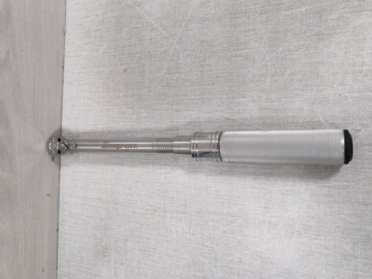 Snap-on QD1R200 SNAP-ON TORQUE INSTRUMENT QD1R200 PN: 5662012 9