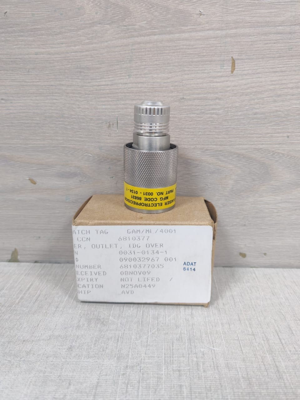 KAISER 0031-0134-1 KAISER ELECTROPRECISION MFG CODE 86831 PN: 0031-0134-1 ADAPTER OUTLET 2