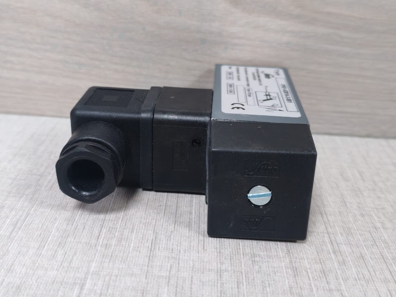 Suco 0161-43814-3-001 Suco 0161-43814-3-001 Pressure Switch 6