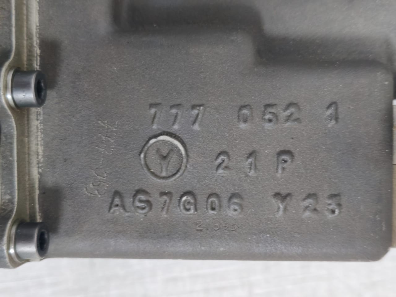 Liebherr/Abg Semca 762A0000-04 Liebherr/Abg Semca 762A0000-04 Actuator Outlet 3