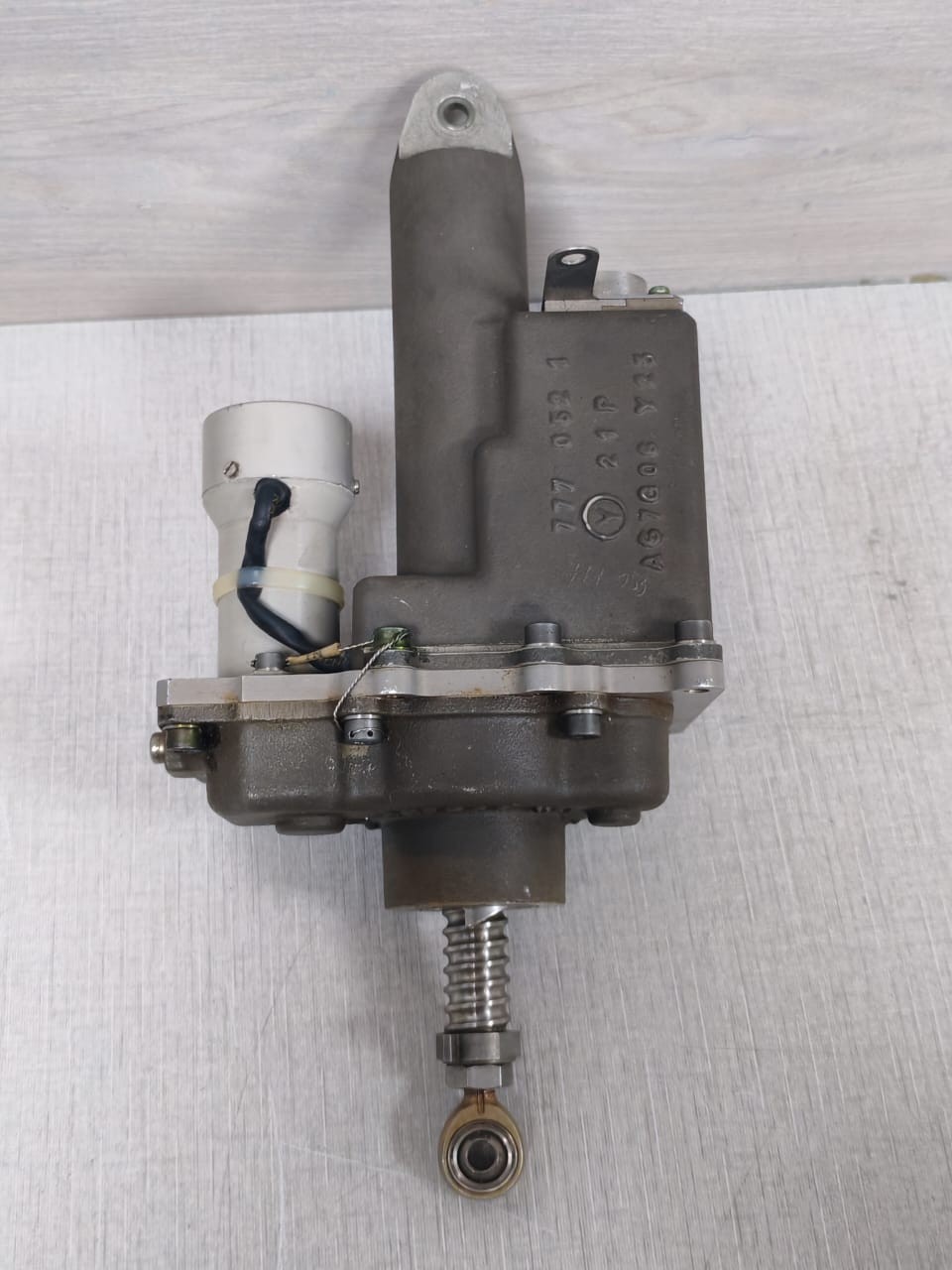 Liebherr/Abg Semca 762A0000-04 Liebherr/Abg Semca 762A0000-04 Actuator Outlet 7