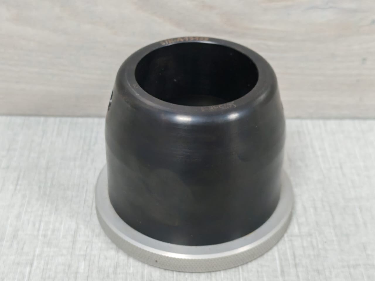 J47548-1 / J47548-2 NLG AXLE THREAD PROTECTOR