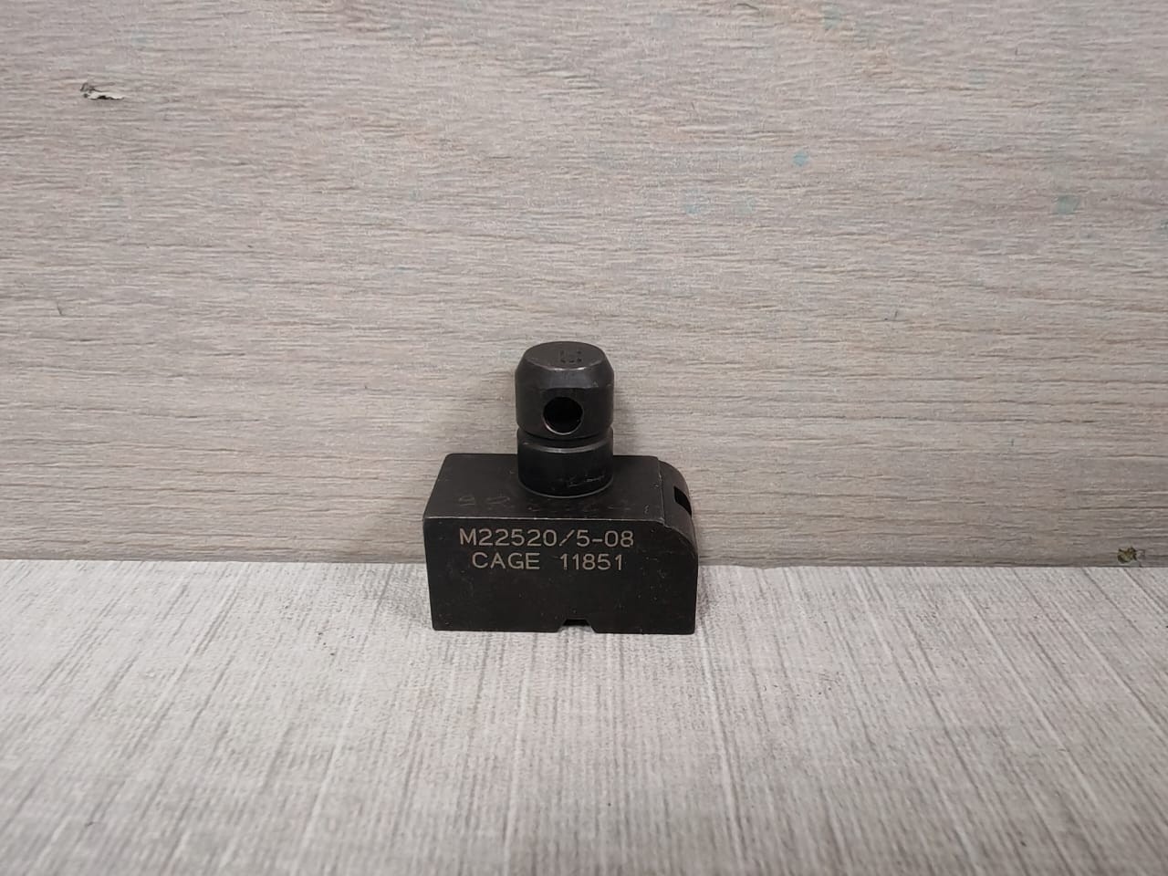 Unbranded M22520/5-08 DANIELS-USA Y215 M22520/5-08 CAGE 11851 DIE CRIMP 4