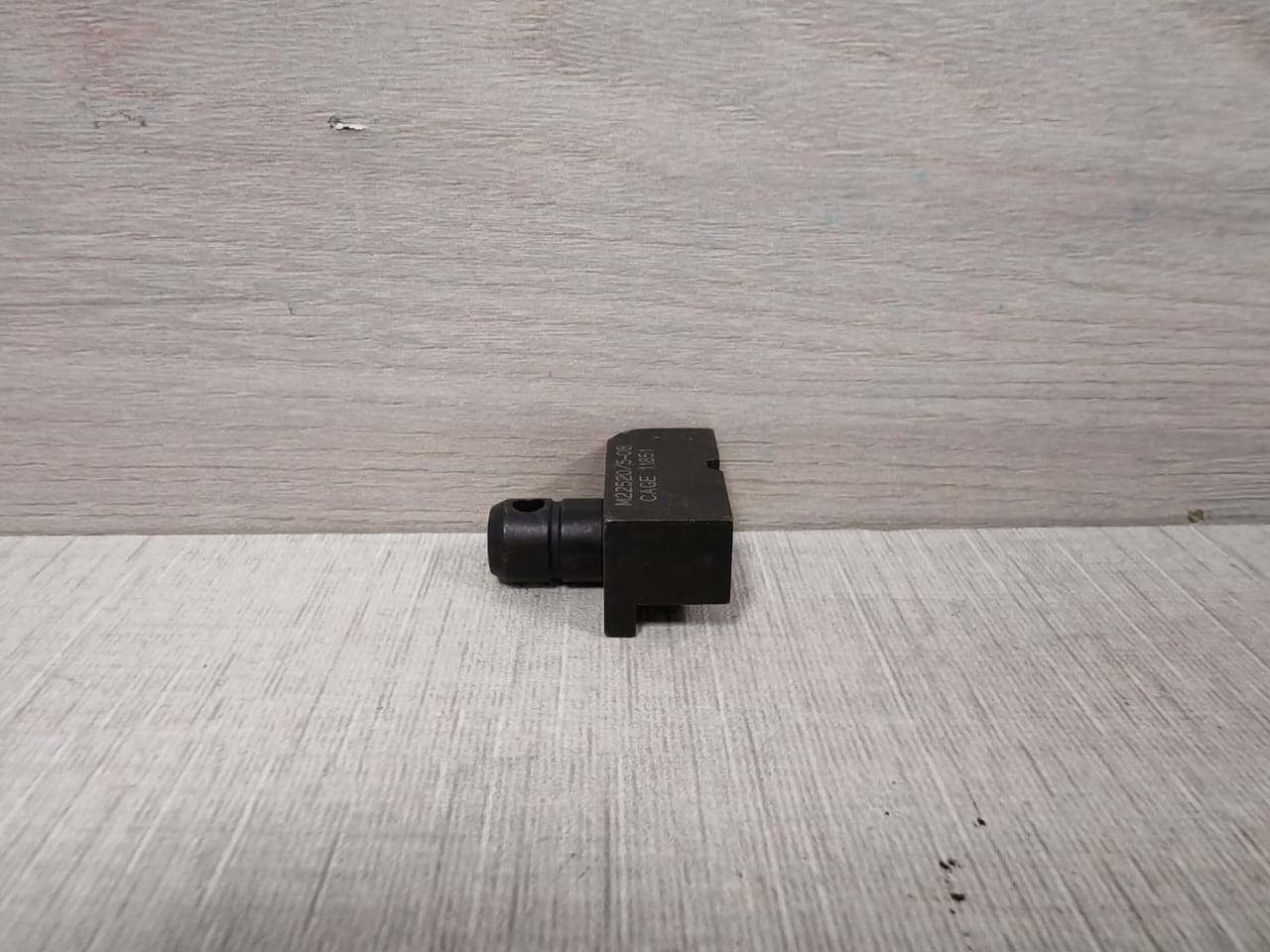 Unbranded M22520/5-08 DANIELS-USA Y215 M22520/5-08 CAGE 11851 DIE CRIMP 6