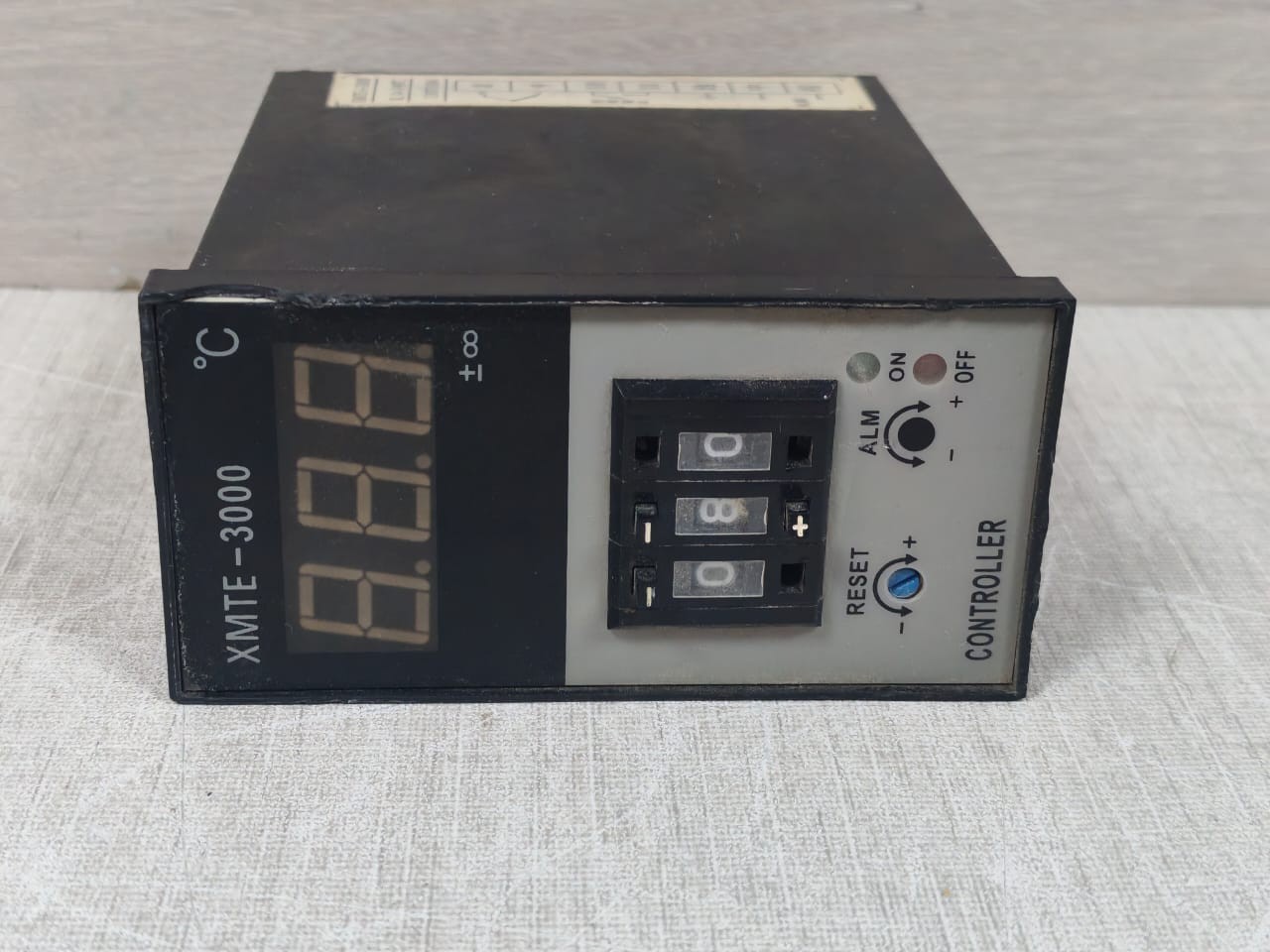 Unbranded XMTE-3000 / XMTE-J-3301D XMTE-3000 / XMTE-J-3301D TEMPERATURE CONTROLLER 8