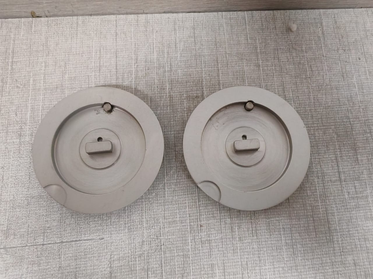 Unbranded T720456 T720456 TOOL VALVE LOCKING 5