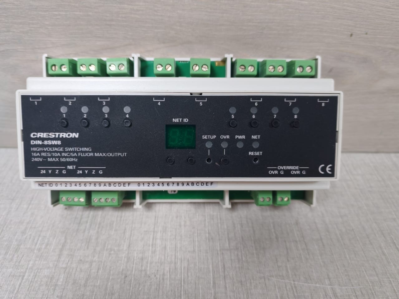 CRESTRON DIN-8SW8 HIGH-VOLTAGE SWITCHING 240V MAX 50/60Hz PN: 6501746
