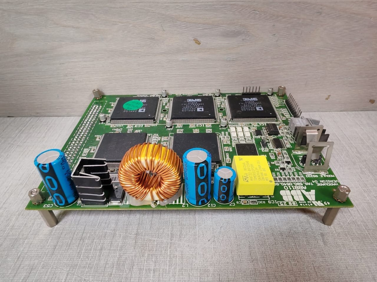 ABB TAS.580.0540.G00 ABB 100 TAS.580.0540.G00 HARDWARE VERSION 04 BOARD ABB100 6