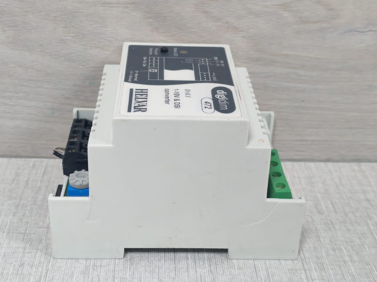 Helvar 472 Helvar 472 DALI 1-10V & DSI Converter V3.01 5