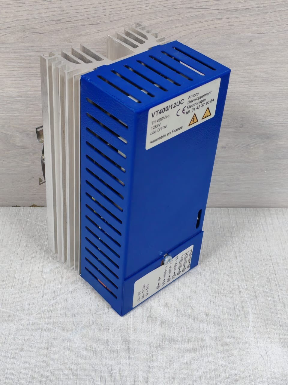 ADE VT400/12UC ADE VT400/12UC POWER REGULATOR TRI 400VAC 12KW - WITH DIRTY BOX 5