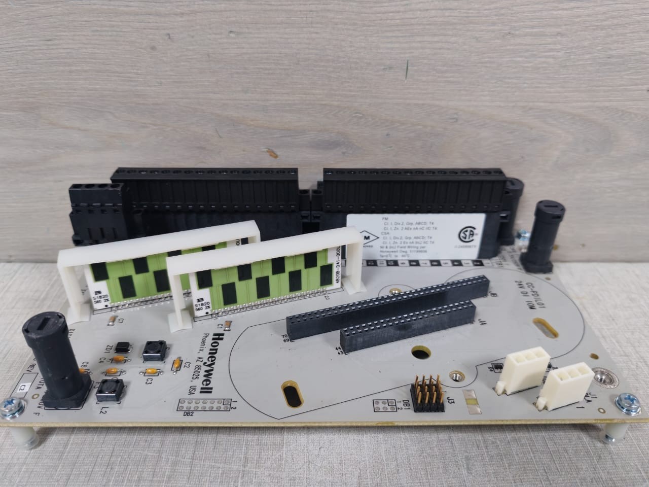 Honeywell TDIL01 HONEYWELL CC-TDIL01 PWA 51308386-175 REV C2 DIGITAL INPUT 24V IOTA 8