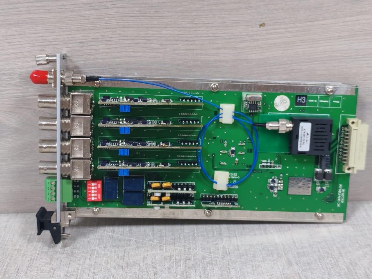 KBC Networks FDVA4-DB1-M1R-BS KBC Networks FDVA4-DB1-M1R-BS Fiber Optic Receiver 5