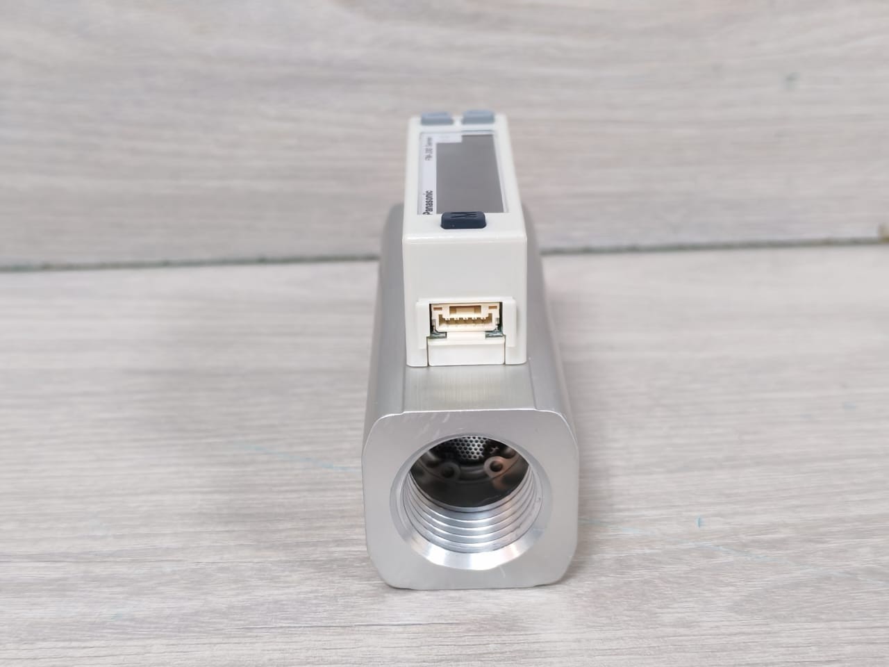 Panasonic FM-255-AR2 Panasonic FM-255-AR2 Digital Flow Sensor FM-200 Series 9