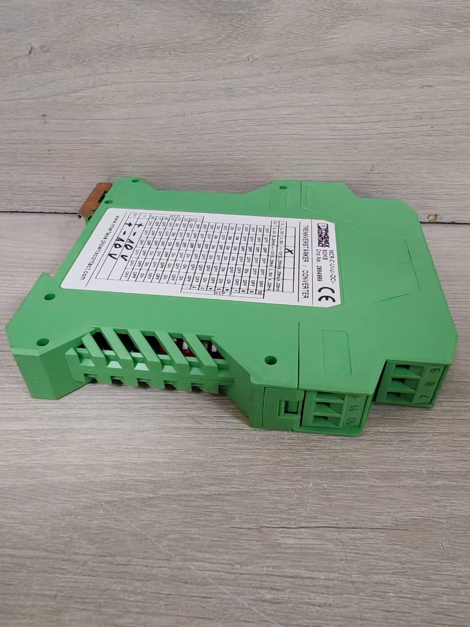 Phoenix Contact 2864969 PHOENIX CONTACT MCR-C-UI-UI-DCI 2864969 SIGNAL CONVERTER 6